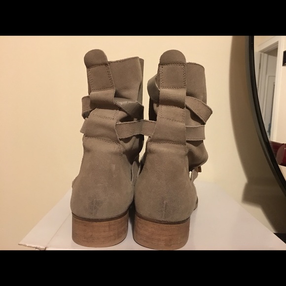 Steve Madden Haggle grey suede size 10 Booties - Picture 4 of 6